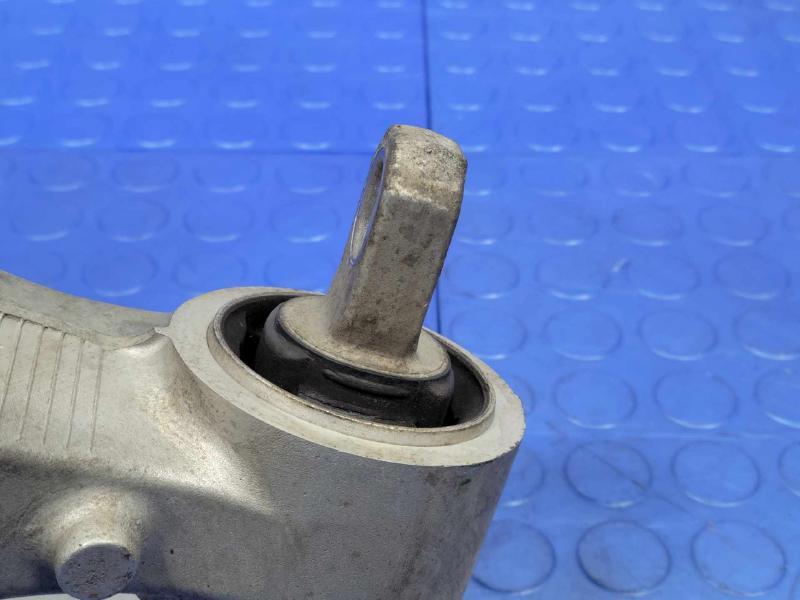 2016 Volvo XC90 Lower Control Arm Rr