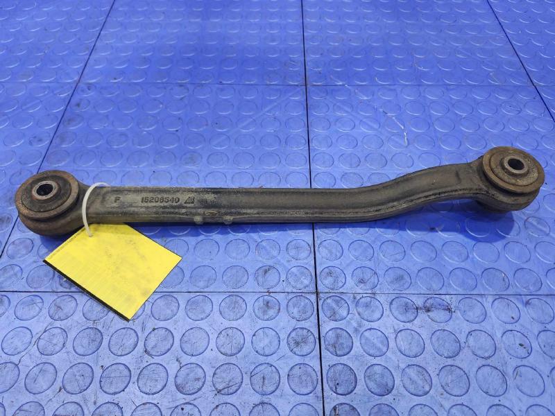 2007 Cadillac Escalade ESV Upper Control Arm Rear