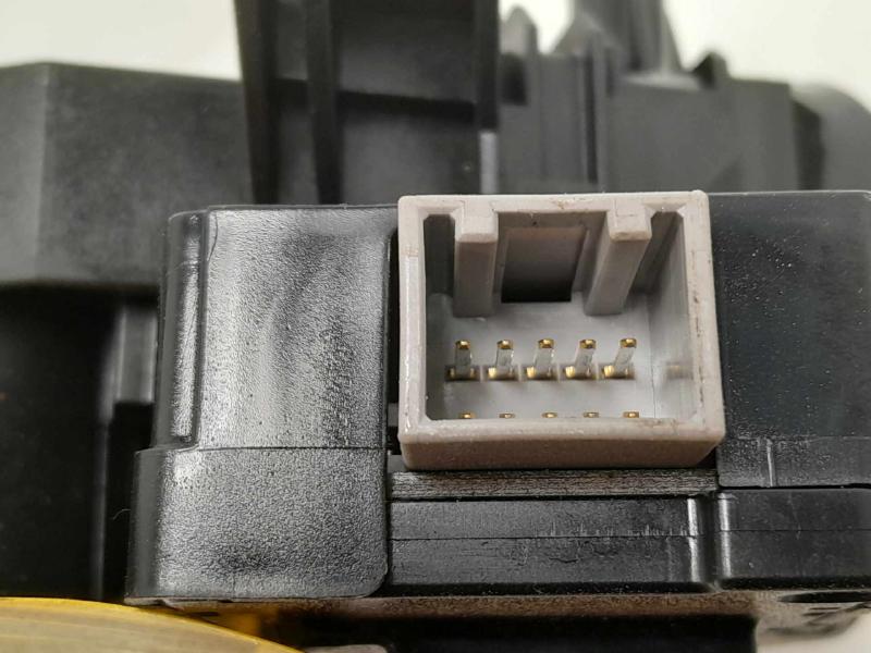 2016 Genesis Genesis Combination Switch