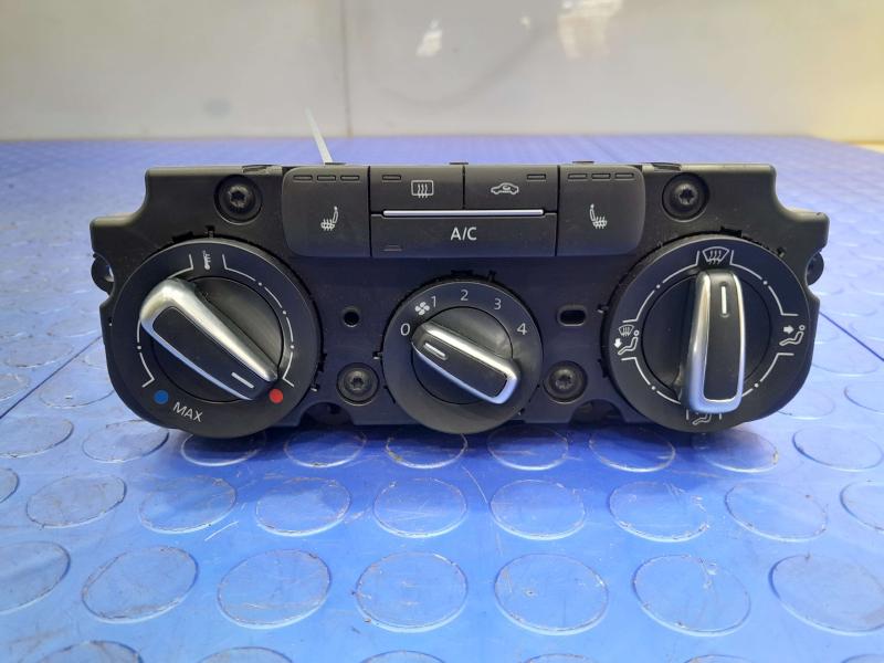 2013 Volkswagen Beetle Heater A/C Control