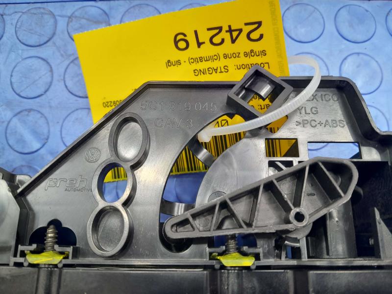 2013 Volkswagen Beetle Heater A/C Control