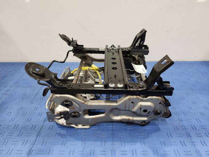 2015 Subaru Forester Seat Track