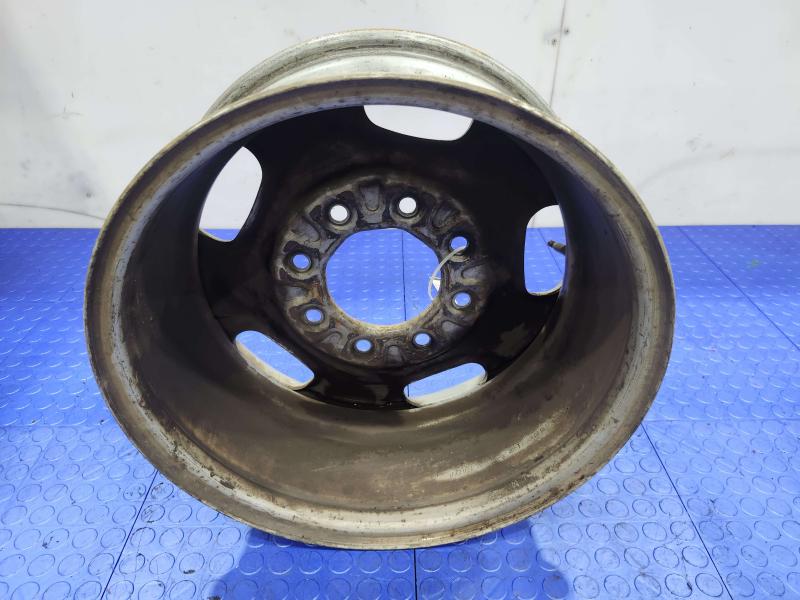 2017 Chevrolet Silverado 2500 Wheel