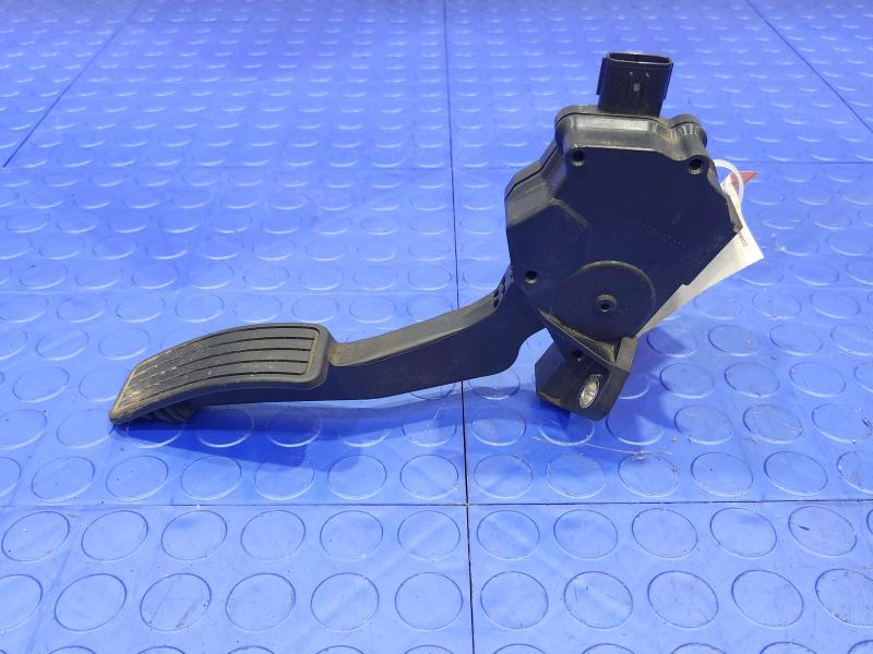 2009-2013 Subaru Forester Accelerator Pedal Assembly Genuine OEM 36010AG140