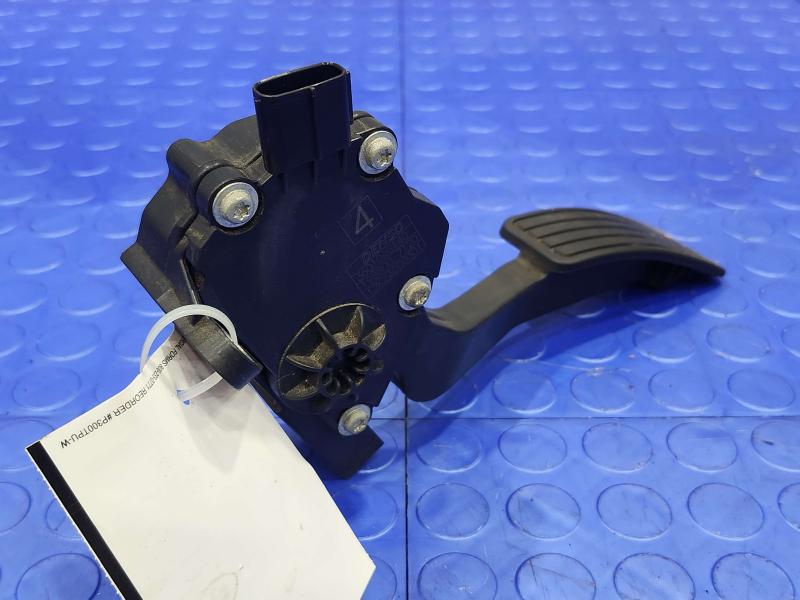 2009-2013 Subaru Forester Accelerator Pedal Assembly Genuine OEM 36010AG140