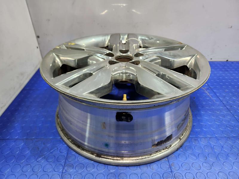 2011 Ford Edge Wheel