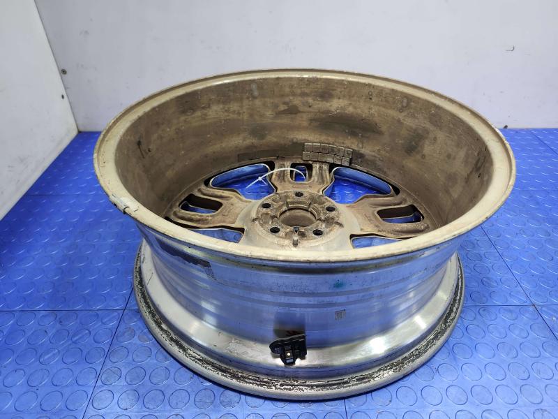 2011 Ford Edge Wheel