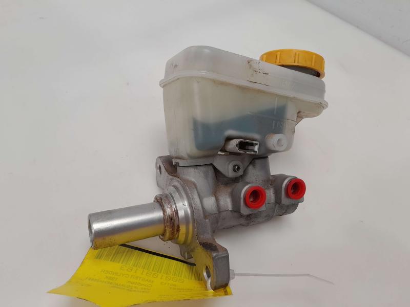 2015-2017 Subaru Outback Legacy 2.5L CVT Brake Master Cylinder Assembly OEM 26449FJ010