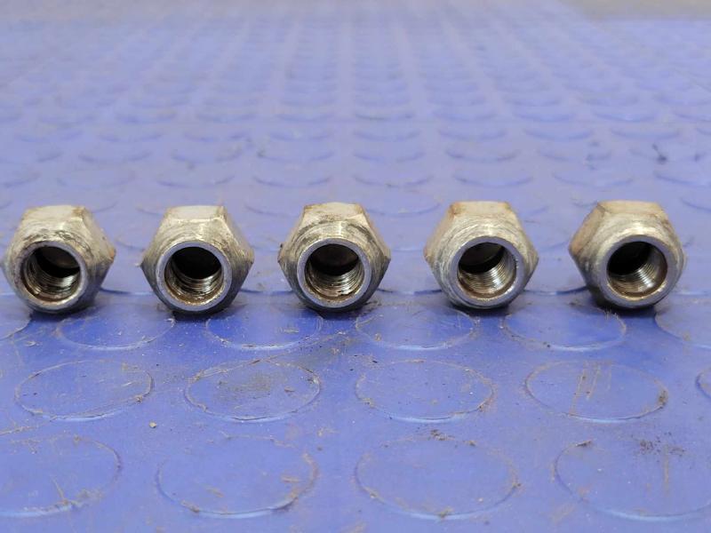 2010 Nissan Murano Lug Nuts