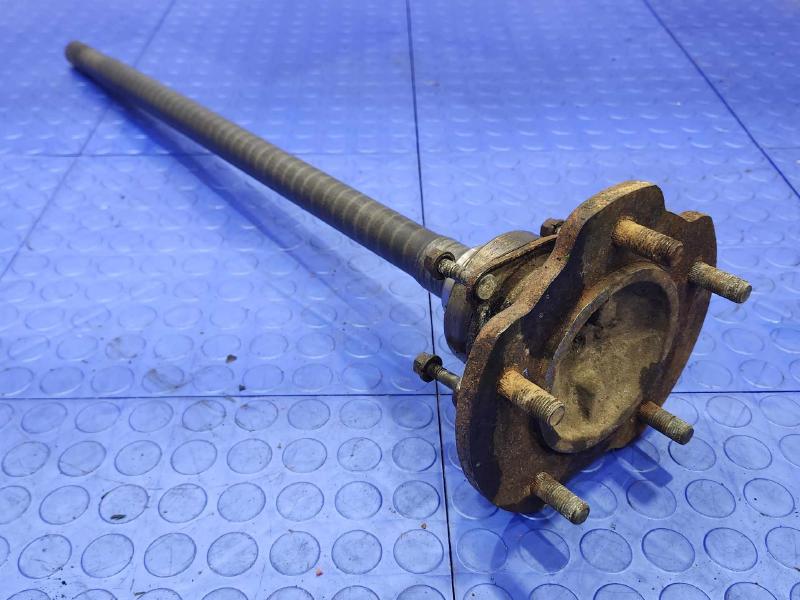 1998 Chevrolet Tracker Axle Shaft