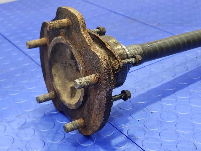 1998 Chevrolet Tracker Axle Shaft