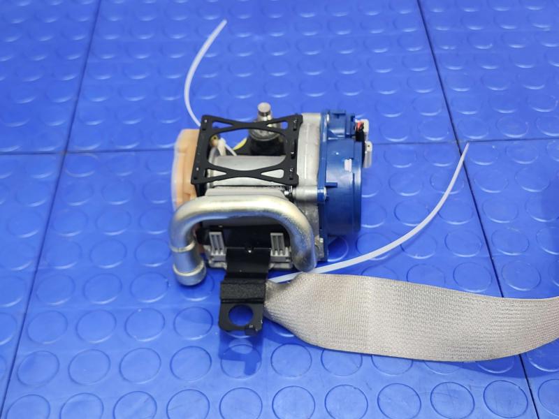 2014 Acura RLX Front Seat Belt