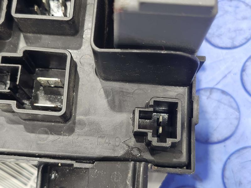 1997 Toyota Tacoma Cabin Fuse Box