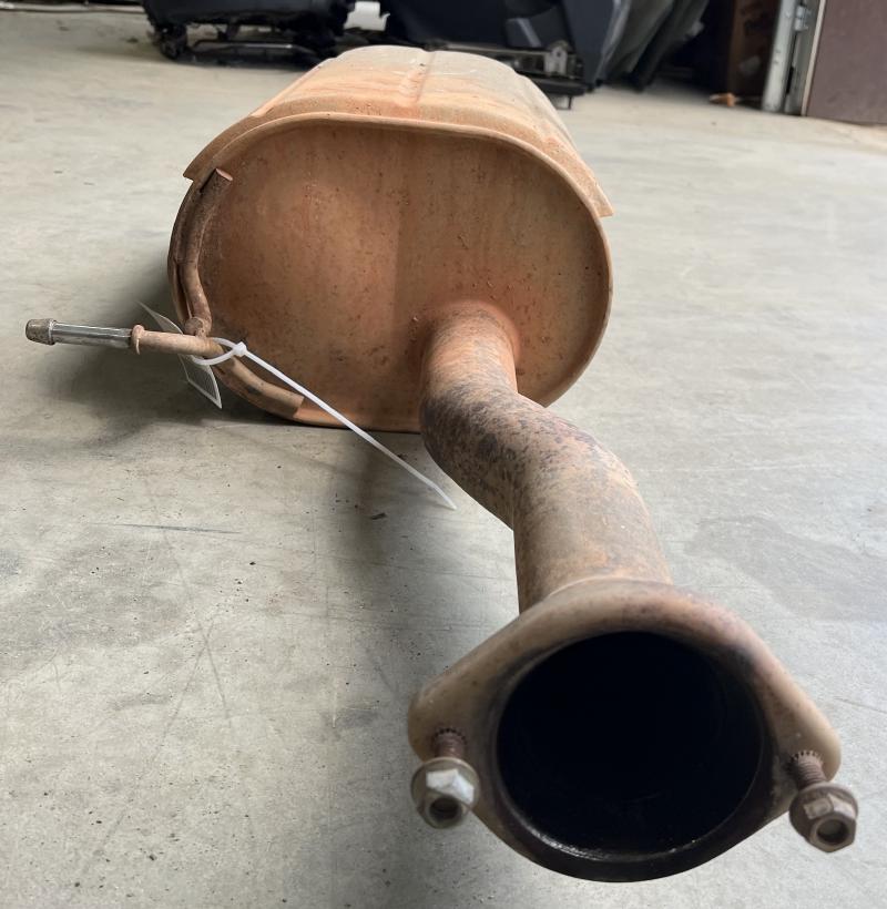 2004 Chevrolet Colorado Muffler