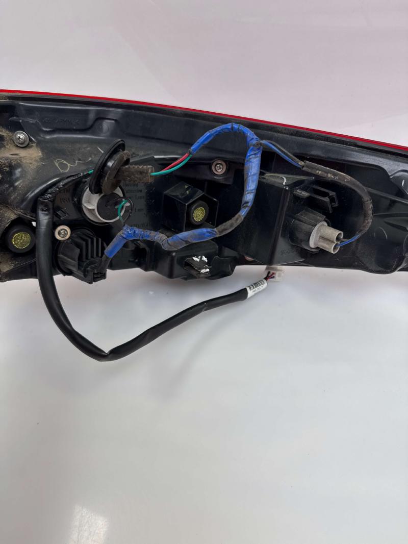 2018 Toyota Camry Tail Light Assembly