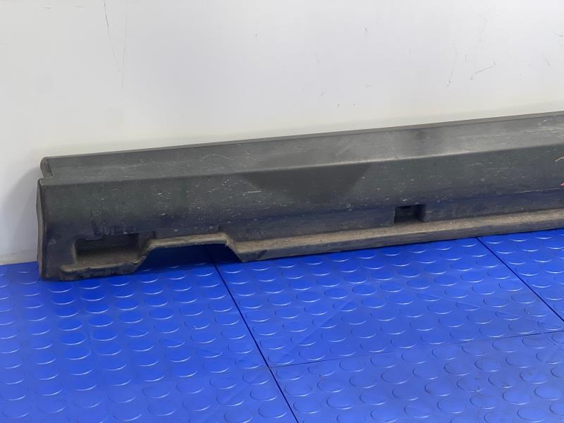 2012 Land Rover Evoque Rocker Moulding