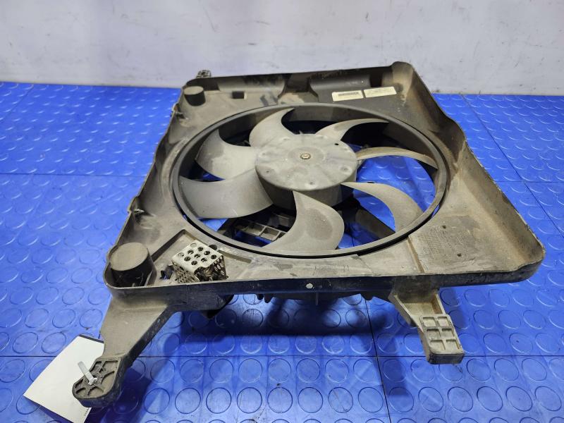 2006-2010 Pontiac Solstice 2.4L Engine Cooling Fan Assembly OEM 19130491