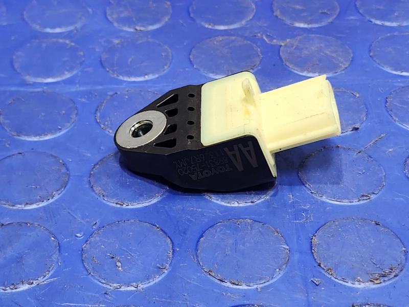 2013 Toyota Prius Misc Ebay Parts