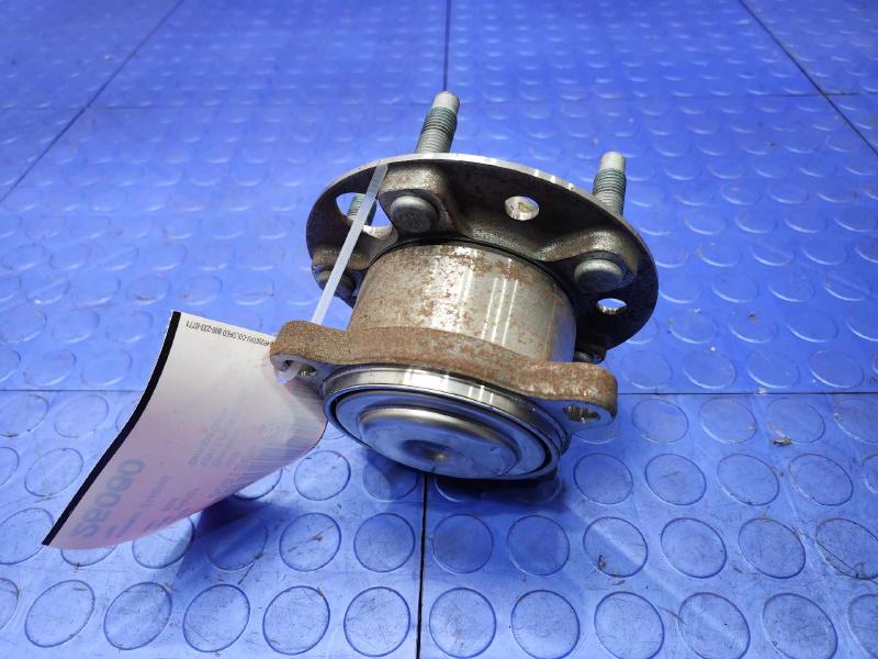 2024-2025 Buick Envista Rear Wheel Hub and Bearing Assembly OEM 13546940