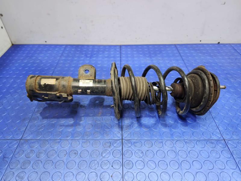 2013 Toyota Prius Strut Assembly