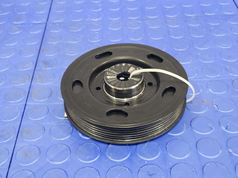 2020 Volkswagen Passat Harmonic Balancer