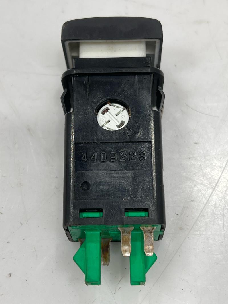 1999 - 2003 Saab 9-3 Front Fog Lamp Switch OEM 4409223