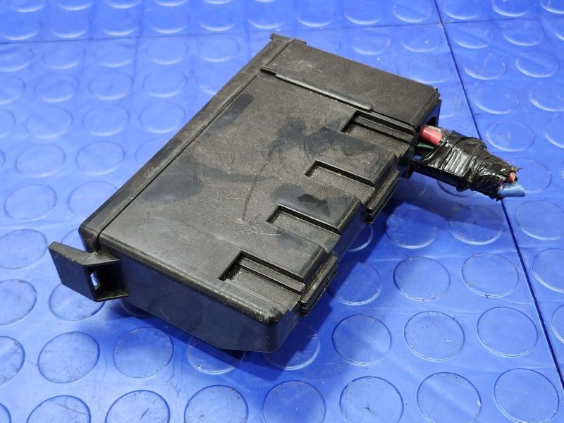 2013 Infiniti FX35 Engine Fuse Box