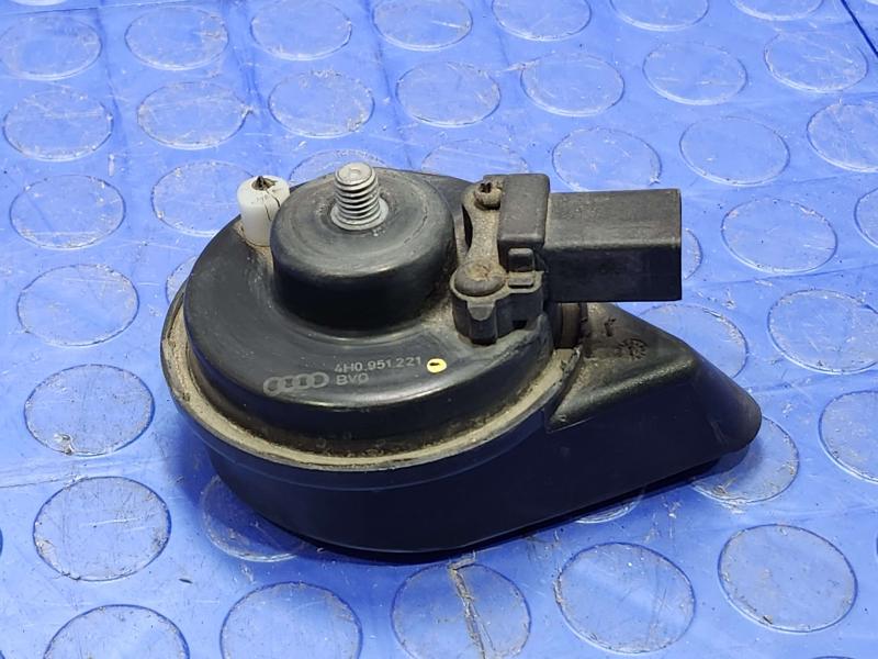 2012-2017 Audi A7 Low Note Horn Assembly Genuine OEM Part 4H0951221