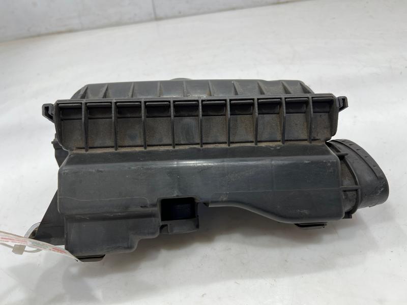 2008 - 2015 Smart Fortwo Air Cleaner Box Assembly Genuine OEM 1320900001