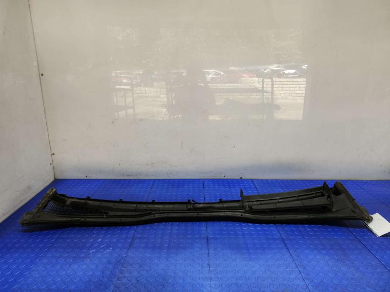 2003-2009 Toyota 4Runner Cowl Panel Cover Grille Air Inlet OEM 5570835071