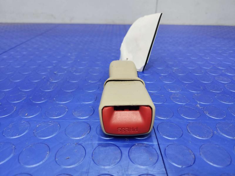 2005 Lexus RX 330 Rear Seat Belt