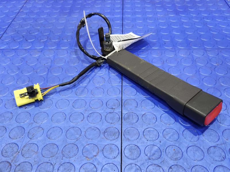 2014 Chevrolet Spark Front Seat Belt