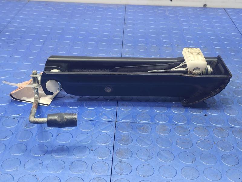 2006 Mercedes CLS-Class Jack Assembly