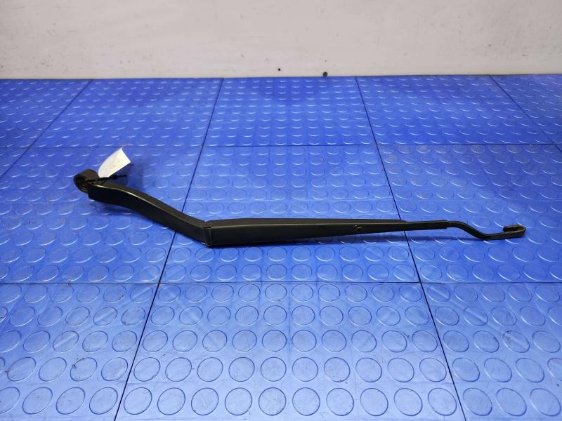2002 Toyota Camry Wiper Arm