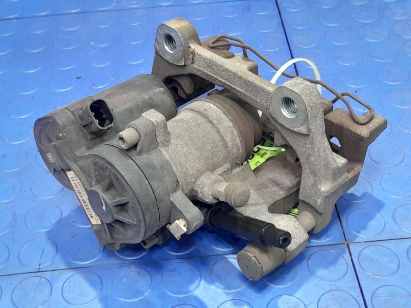 2013 Ford Fusion Caliper