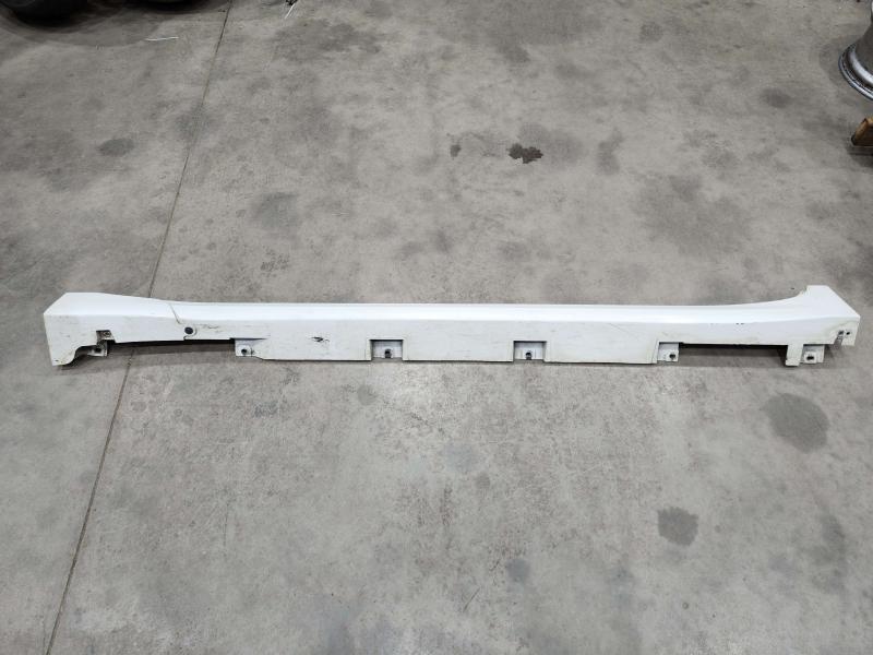 2014 Nissan Maxima Rocker Moulding