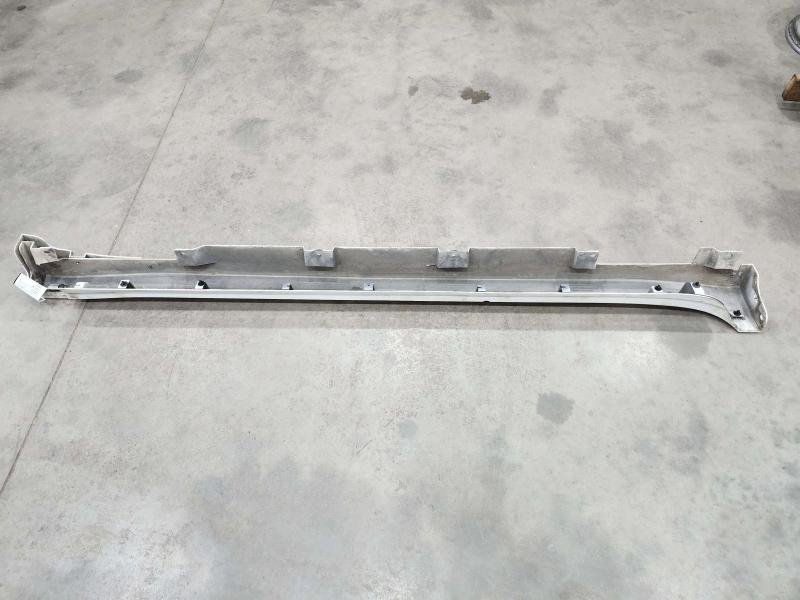 2014 Nissan Maxima Rocker Moulding