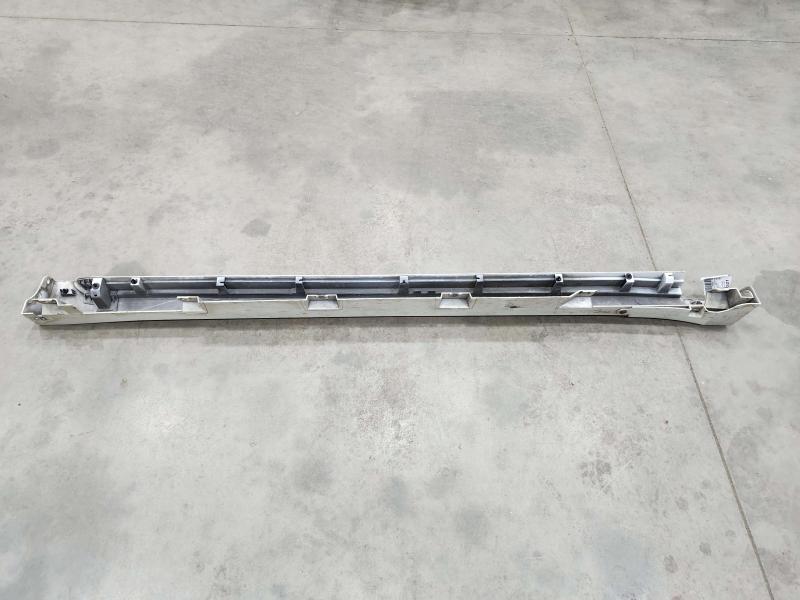 2014 Nissan Maxima Rocker Moulding