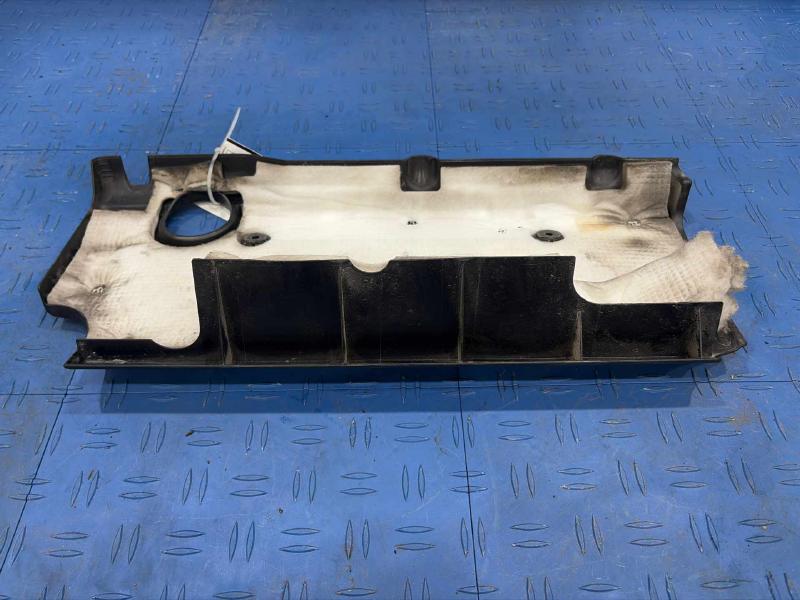 2007 Toyota RAV4 Engine Cover