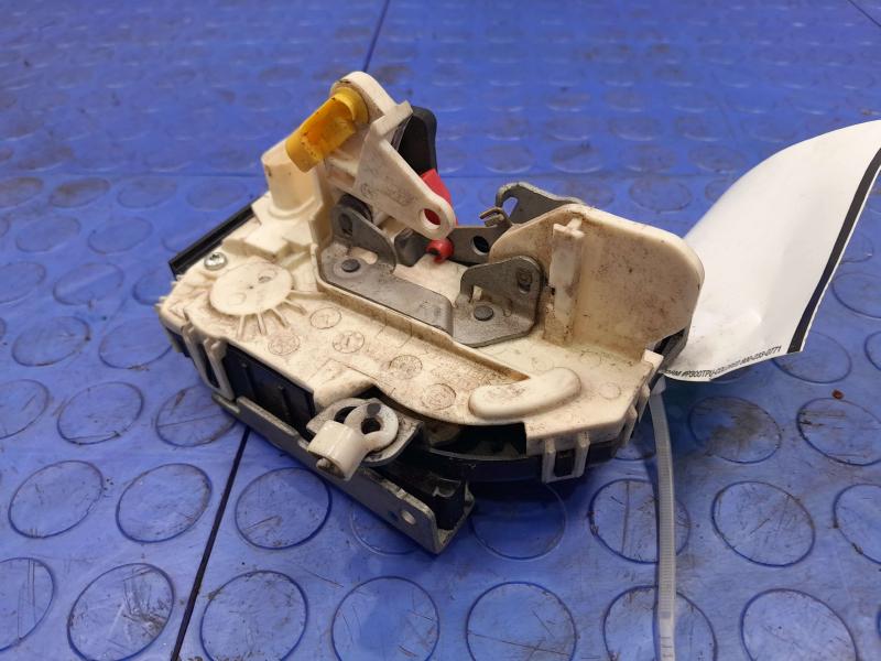 2012 Jeep Patriot Front Door Latch