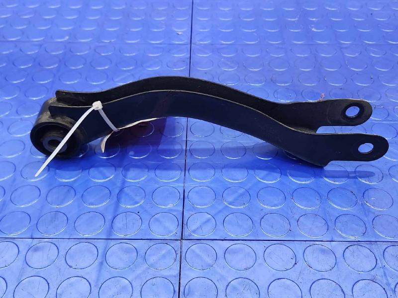 2014 Subaru Crosstrek Lower Control Arm Rr