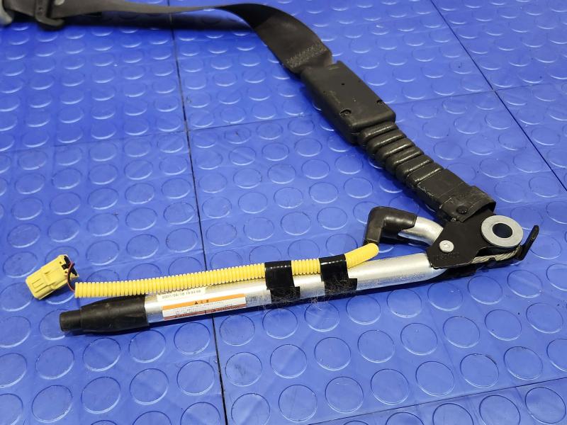 2008 Honda Fit Front Seat Belt