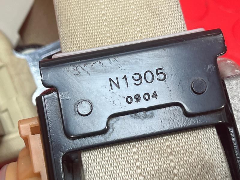 2011 Infiniti QX56 Front Seat Belt Retractor RH Passenger Side Tan OEM 868841LA6B