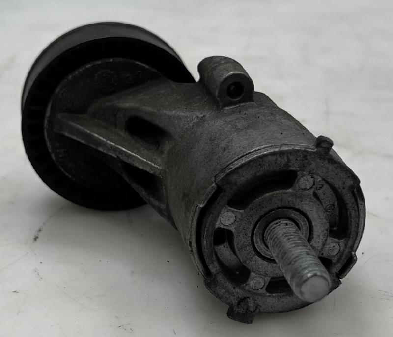 2012 Volkswagen Passat Engine Belt Tensioner
