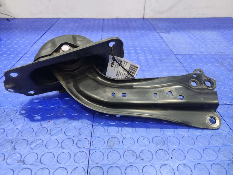 2017 Toyota Prius Lower Control Arm Rr