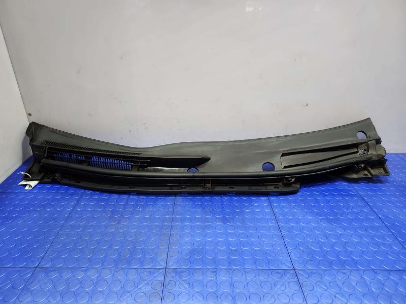 2013 Toyota Prius Cowl