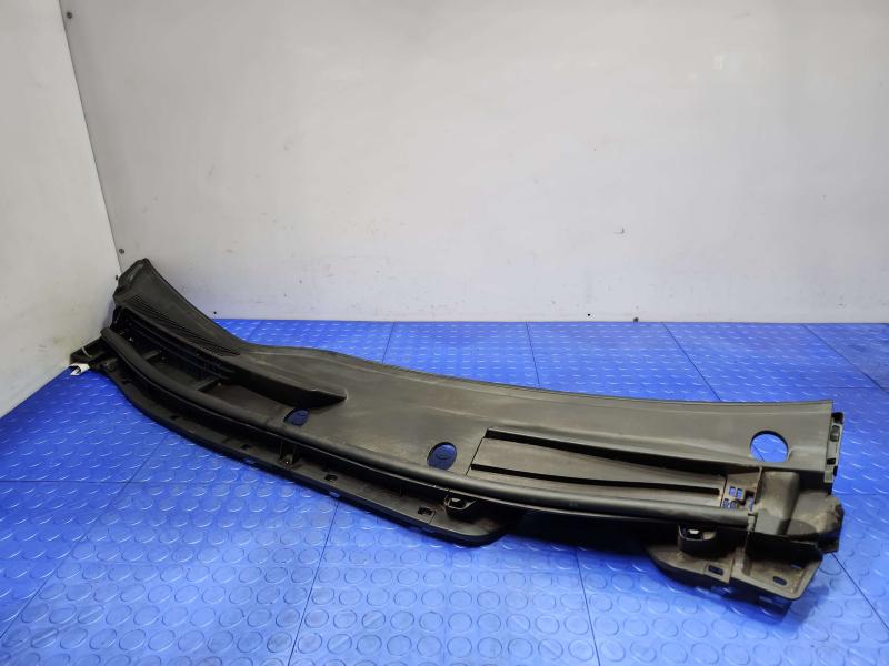 2013 Toyota Prius Cowl