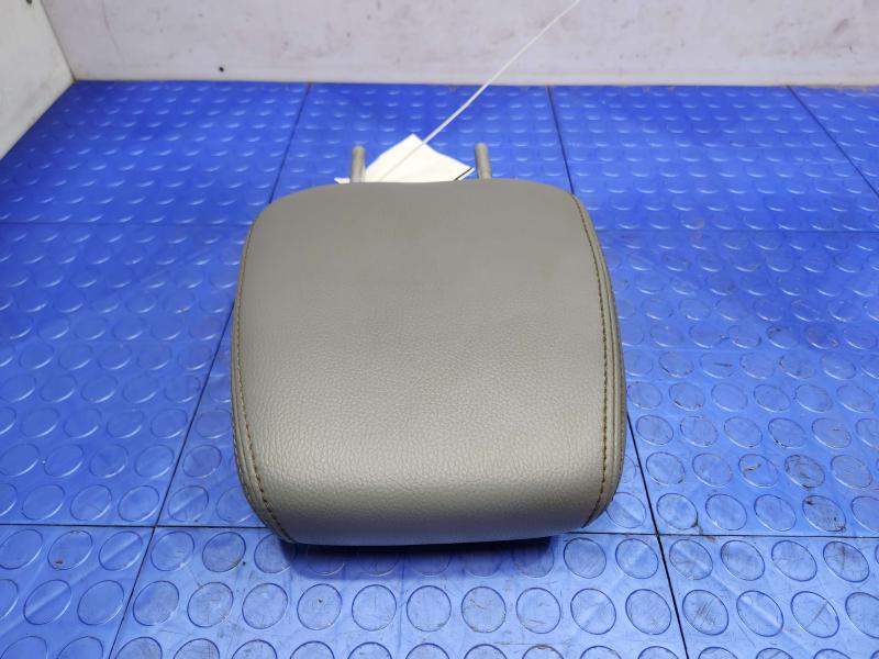 2012 Ford F-250 Super Duty Headrest