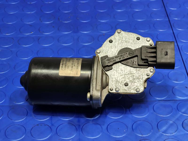 2005 Volkswagen Jetta Wiper Motor Front
