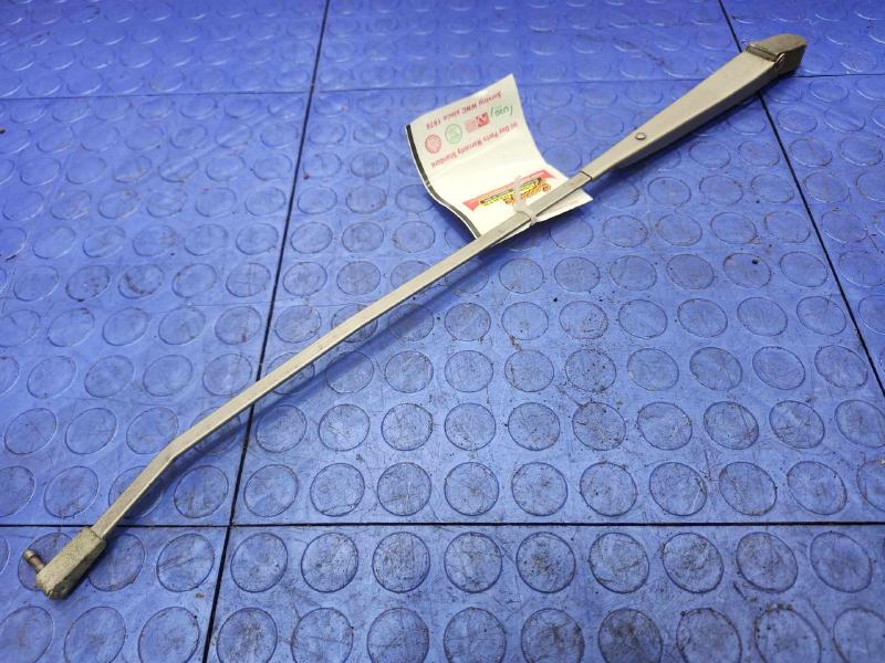 1976-1979 Cadillac Seville Windshield Wiper Arm Left Driver Side OEM